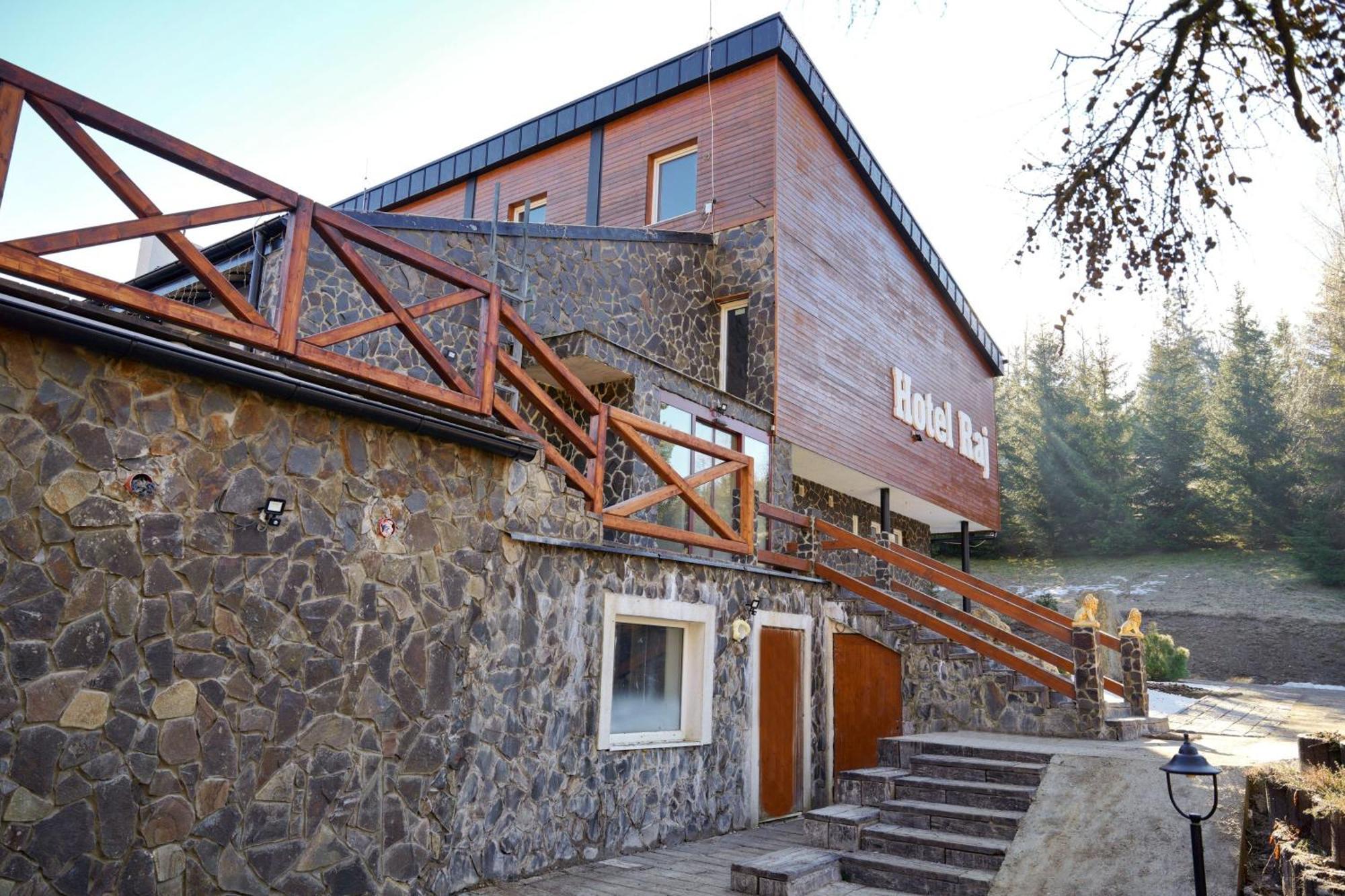 Hotel Raj Dedinky Esterno foto