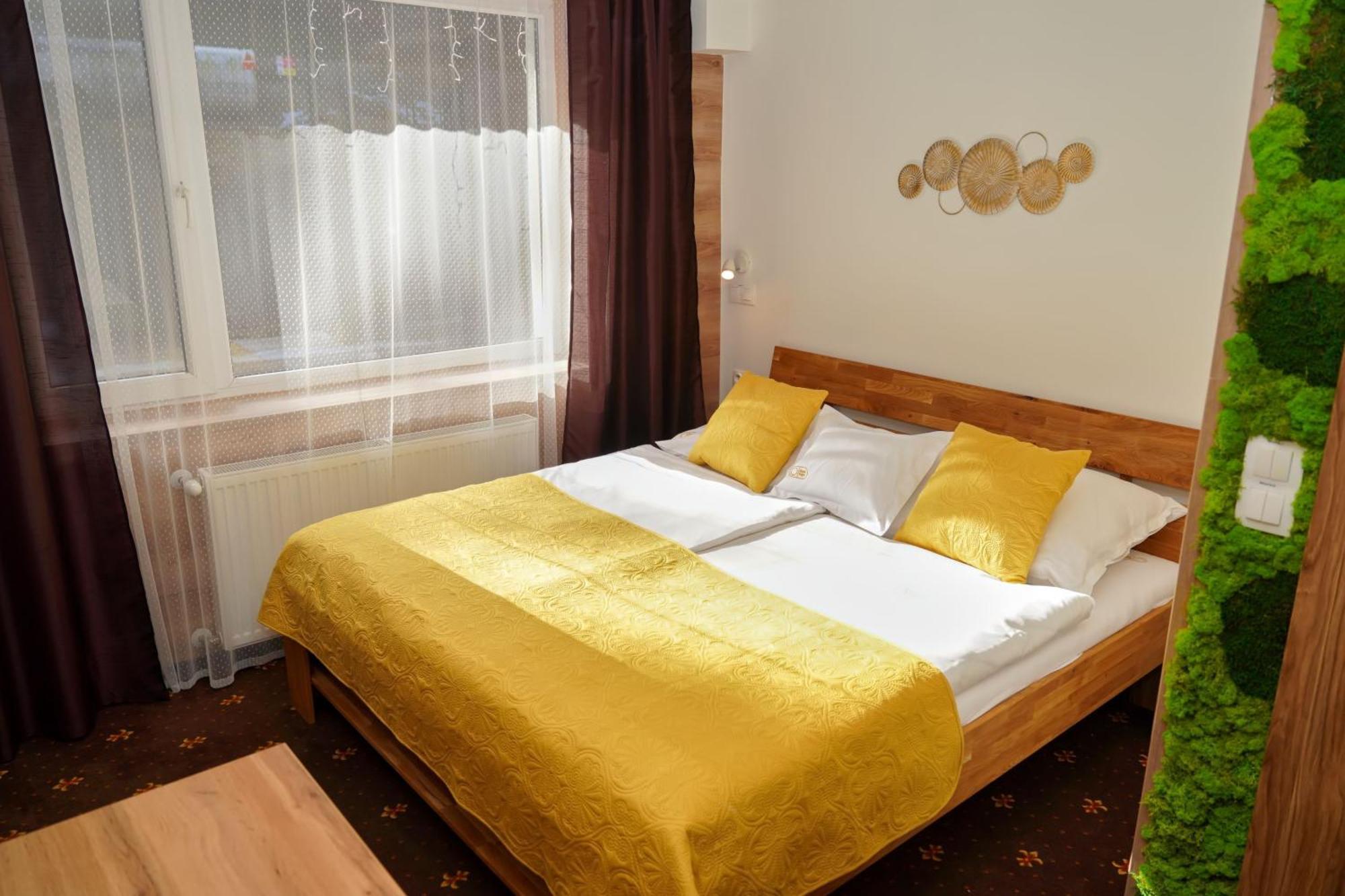 Hotel Raj Dedinky Esterno foto