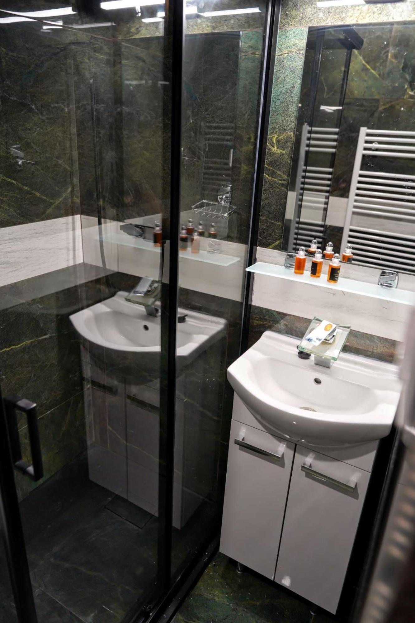 Hotel Raj Dedinky Esterno foto